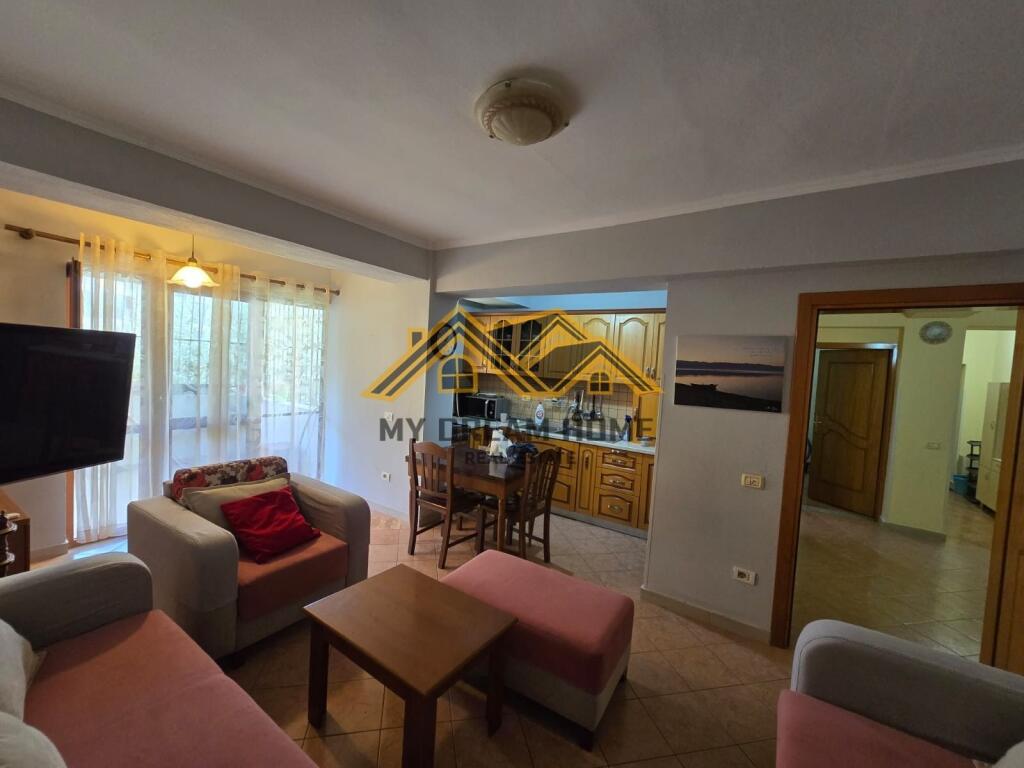 FOR RENT 2+1 APARTMENT NEAR THE MARKET DURRES!