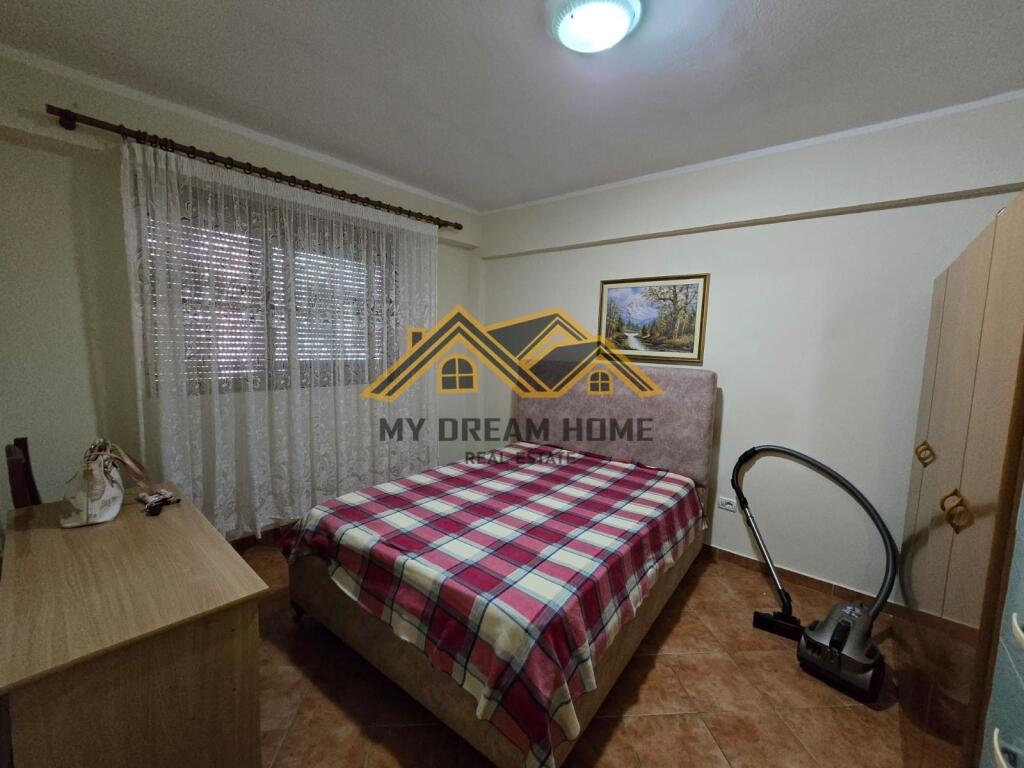 FOR RENT 2+1 APARTMENT NEAR THE MARKET DURRES!