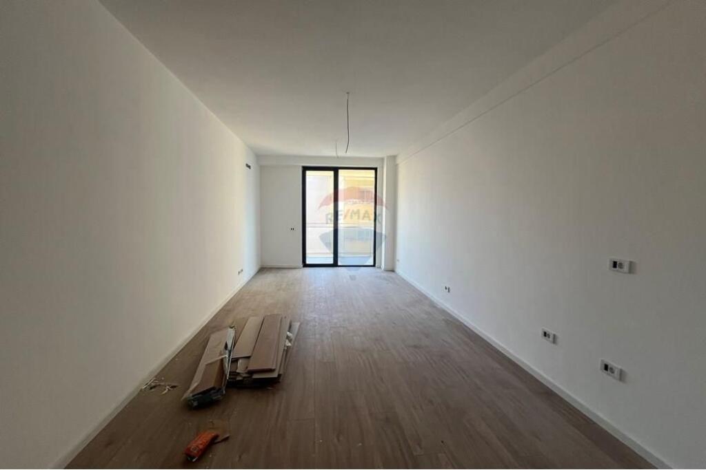 Appartamento - In Vendita - Via Mine Peza, Tirana