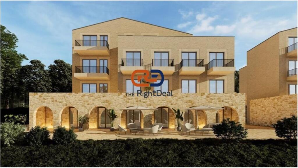 In Dhermi, At Sofo Duni Complex, Apartment 1+1 Ideal For Investment For Sale!