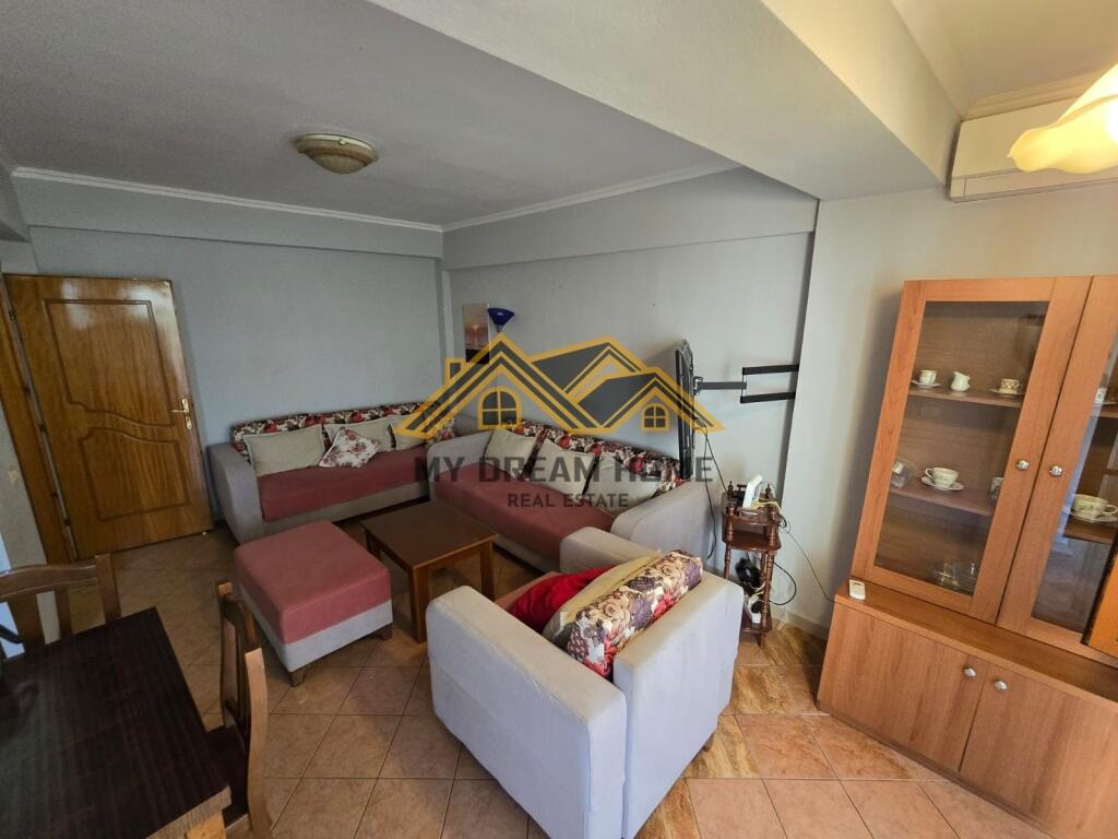FOR RENT 2+1 APARTMENT NEAR THE MARKET DURRES!