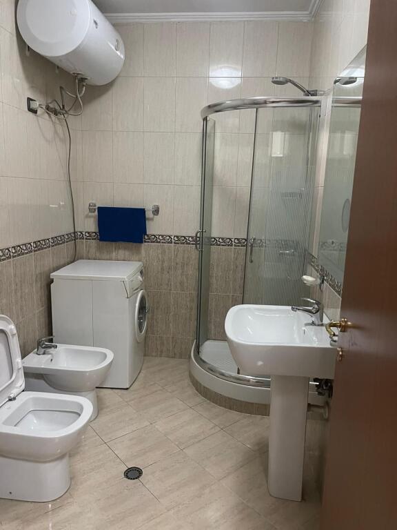 APPARTAMENTO IN AFFITTO 3+1+2 CENTRO 1000 EURO