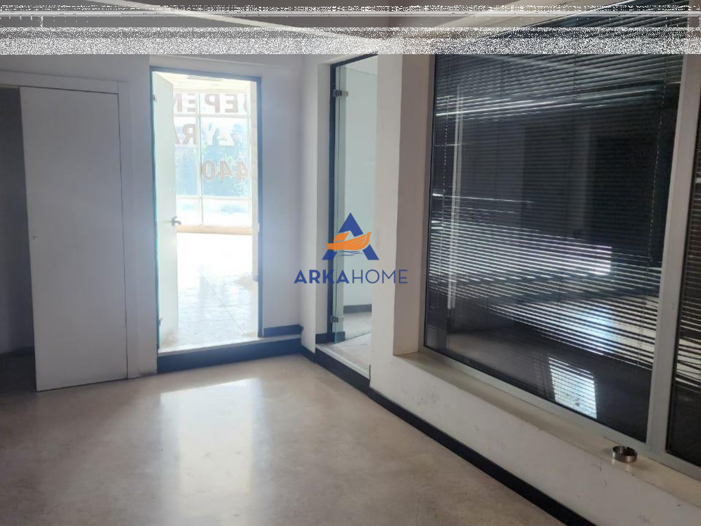 BUSINESS PREMISES FOR RENT 210M2 "RRUGA E KAVAJES" 2500€