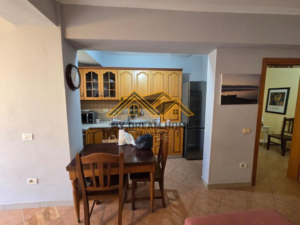 FOR RENT 2+1 APARTMENT NEAR THE MARKET DURRES!