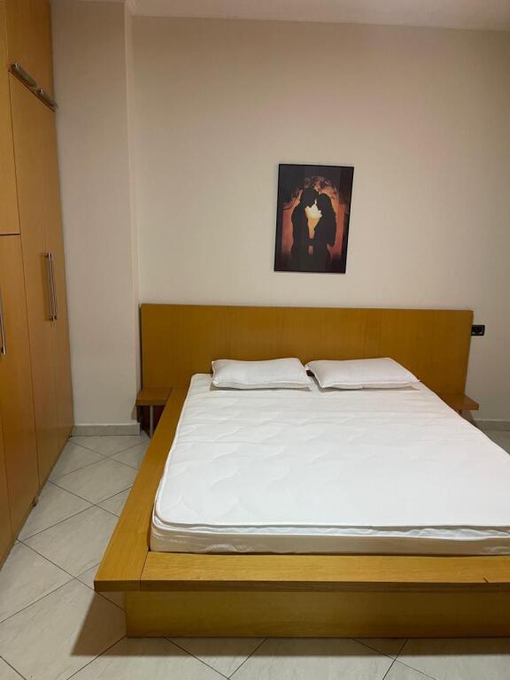 APPARTAMENTO IN AFFITTO 3+1+2 CENTRO 1000 EURO