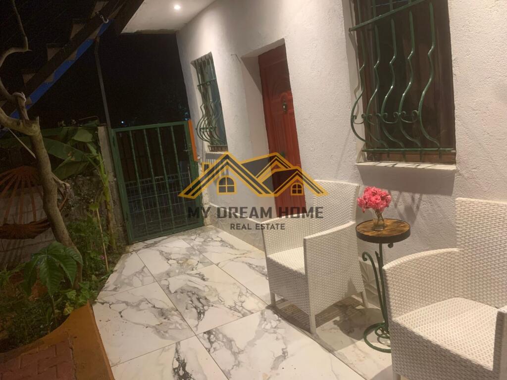 PRIVATE HOUSE FOR RENT