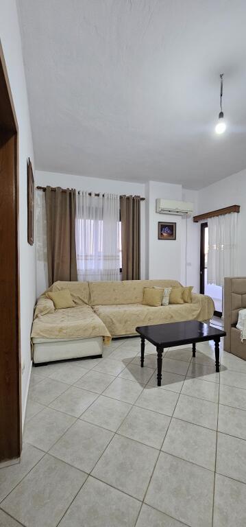 FOR SALE APARTMENT 1+1 POSSIBILITY FOR 2+1 GOLEM PISHAT E BUTA NEAR HENRY RESORT