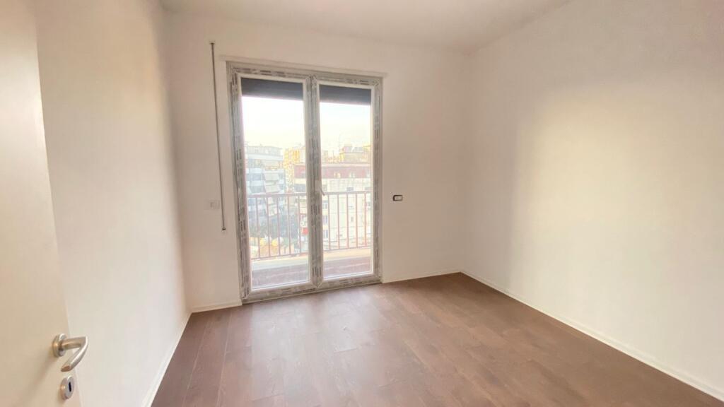 Office for rent at Pazari i Ri!
