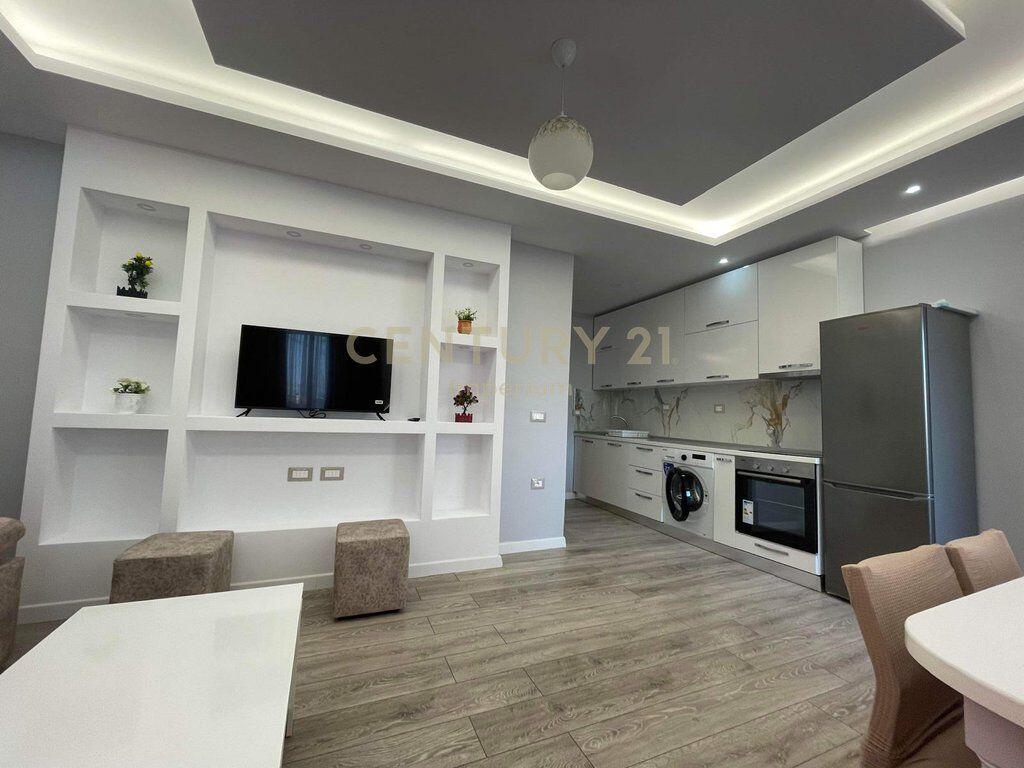 Private House for Rent in Golem 600 € /Month