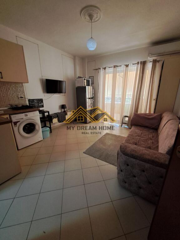 MONOLOCALE IN VENDITA PRESSO SHKEMBI KAVAJES DURRES!
