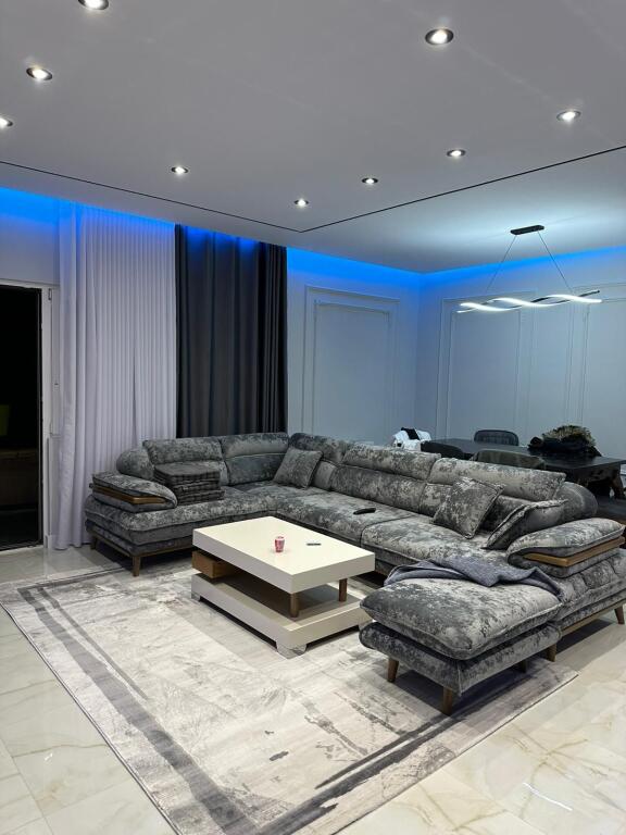 🏡 Jepet me Qira Apartament 1+1 – Lake Land Residence, Farkë