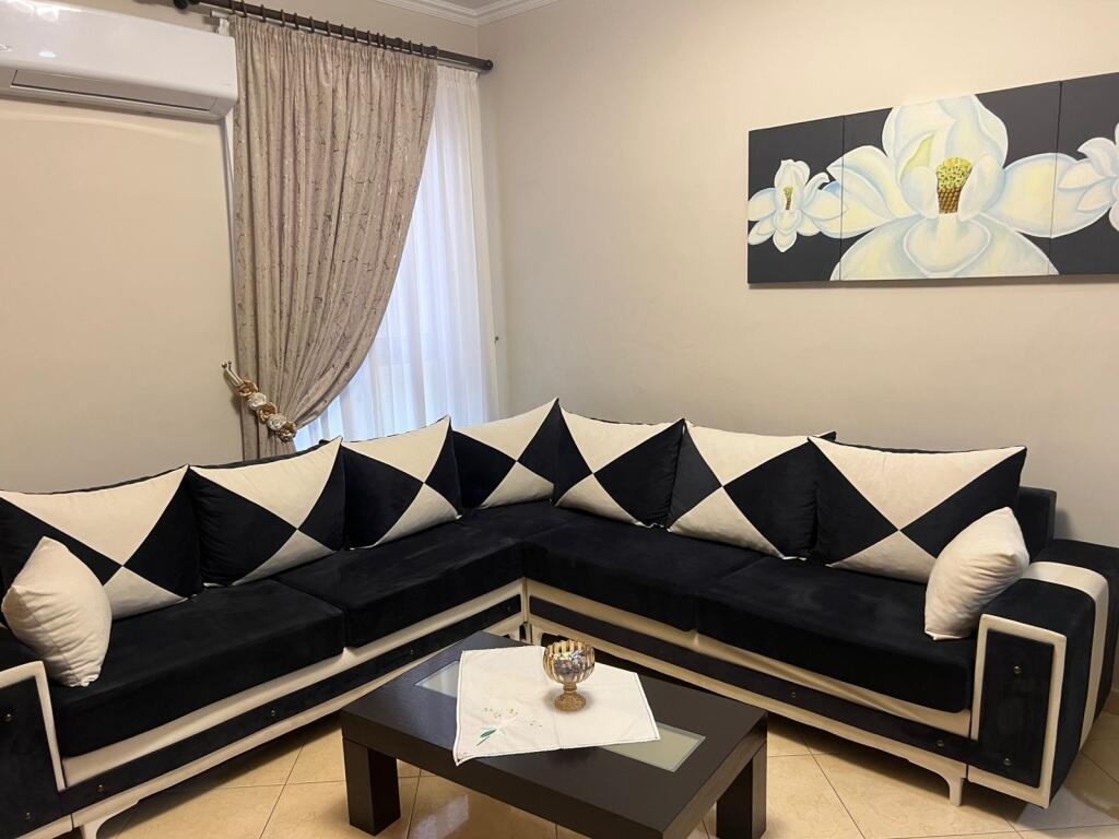 1+1, arredato, via peti lago asciutto, prezzo 500 euro