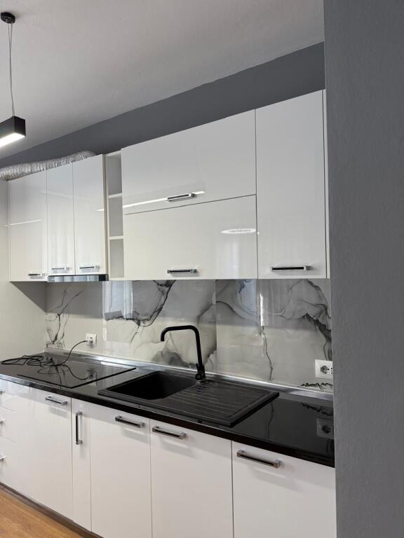 2+1,furnished on Jordan Misja street,price 650 euro