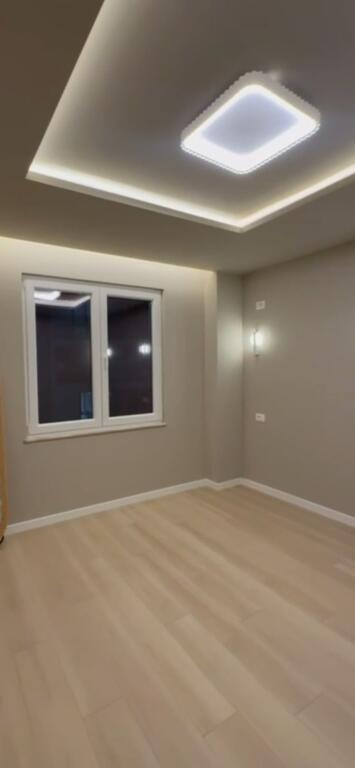 Apartment 2+1+2 for sale at Komuna Parisit