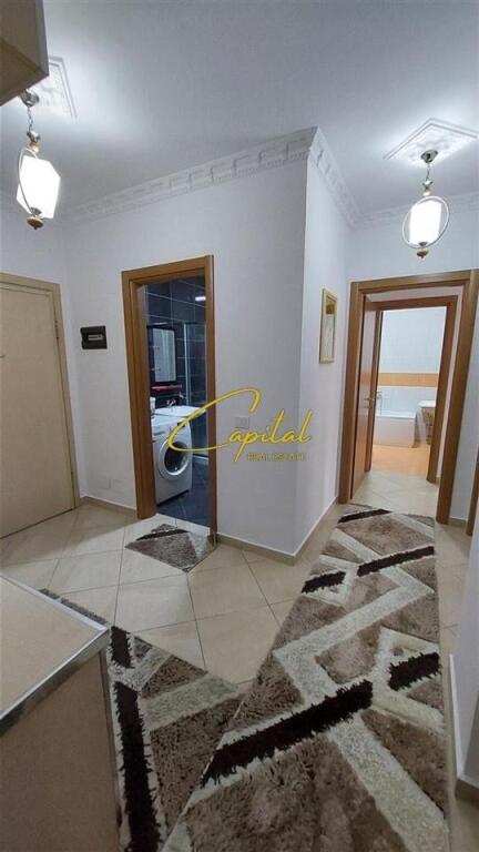 APARTAMENT ME QERA 2+1+2 ISH STACIONI TRENIT 800 EURO
