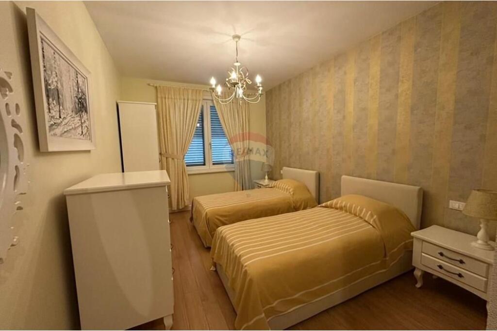 Apartment 3+1+3 for rent at Kodra e Diellit