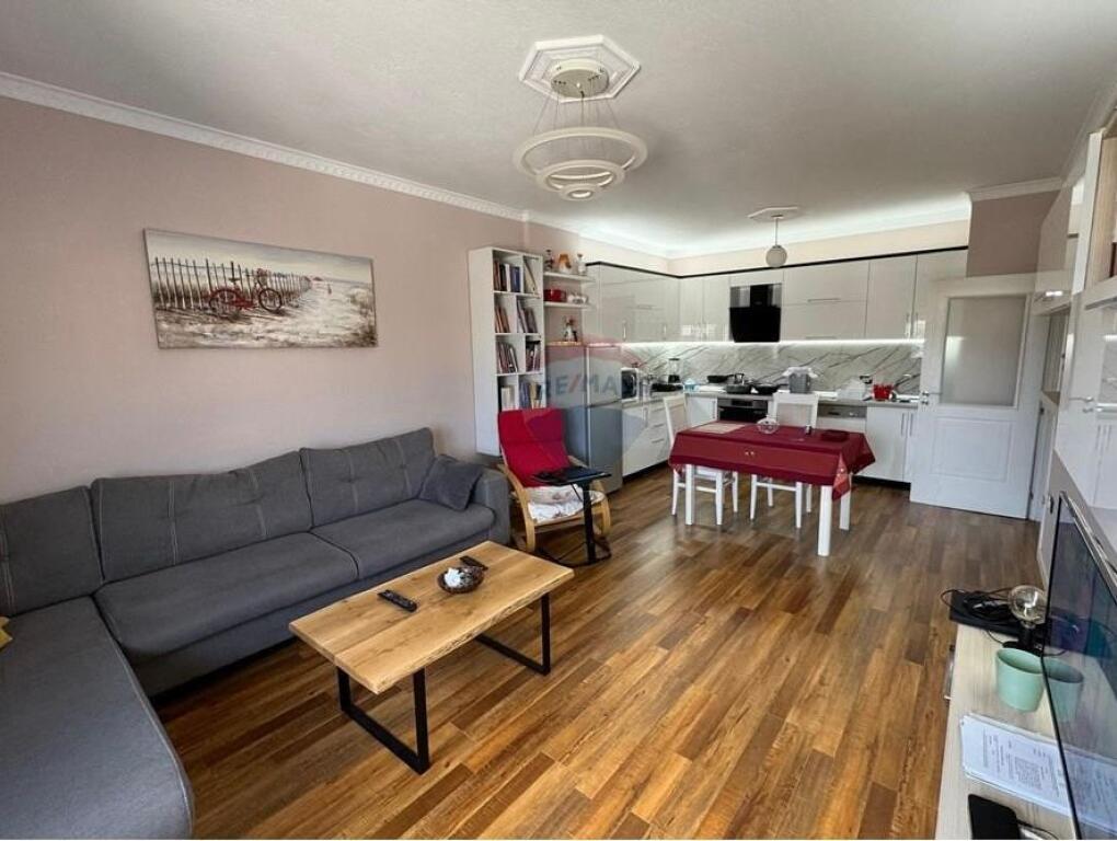 Apartament 1+1 tek rruga e elbasanit