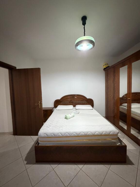 2+1, furnished at Bohemi bar Astir, price 500 euro