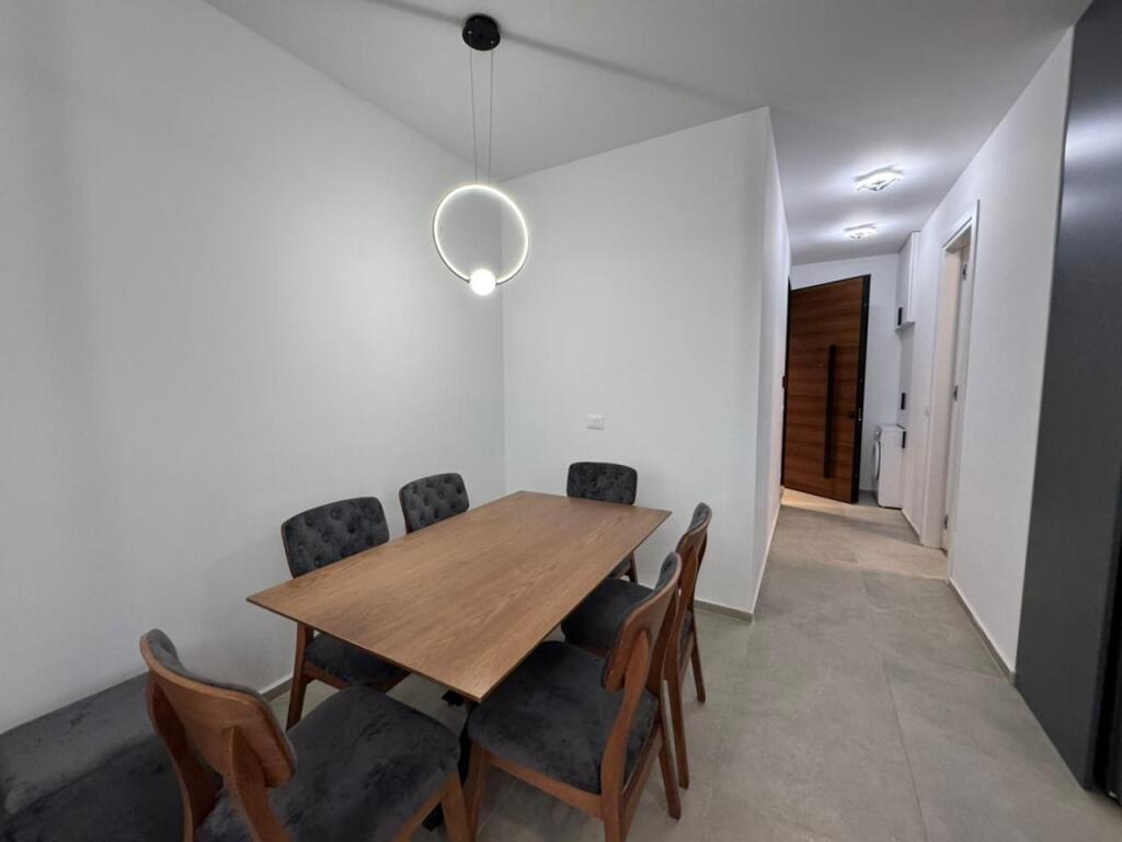 📣 Jepet me qira Apartament 2+1+2 – Residenca Forest (Liqeni i Thatë)