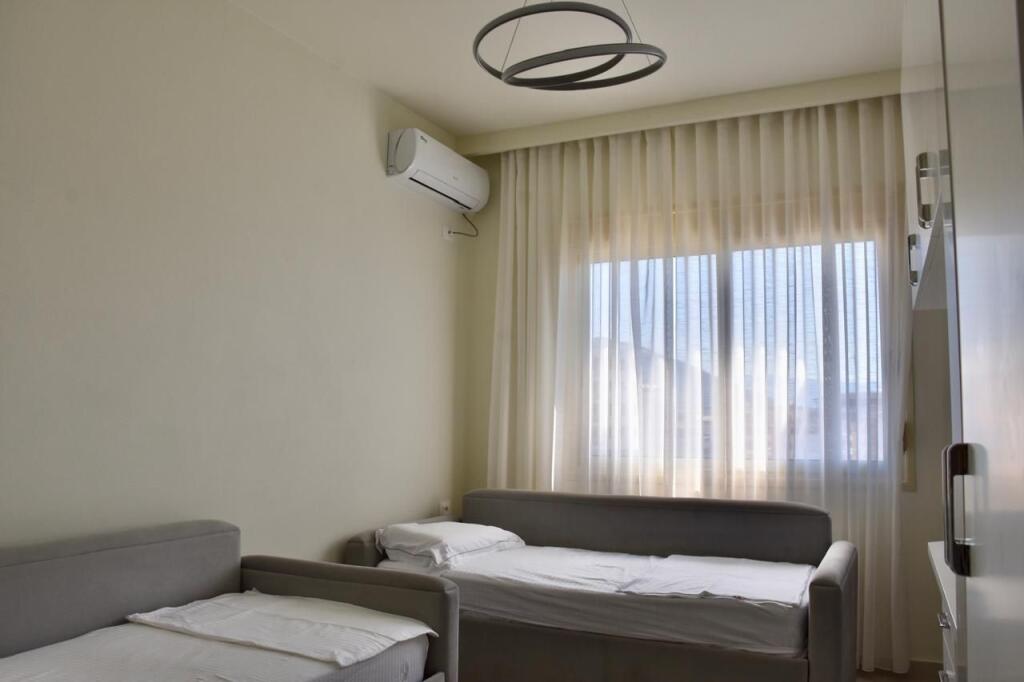 Affittasi appartamento 2+1 fino alla fine di maggio, Vlora