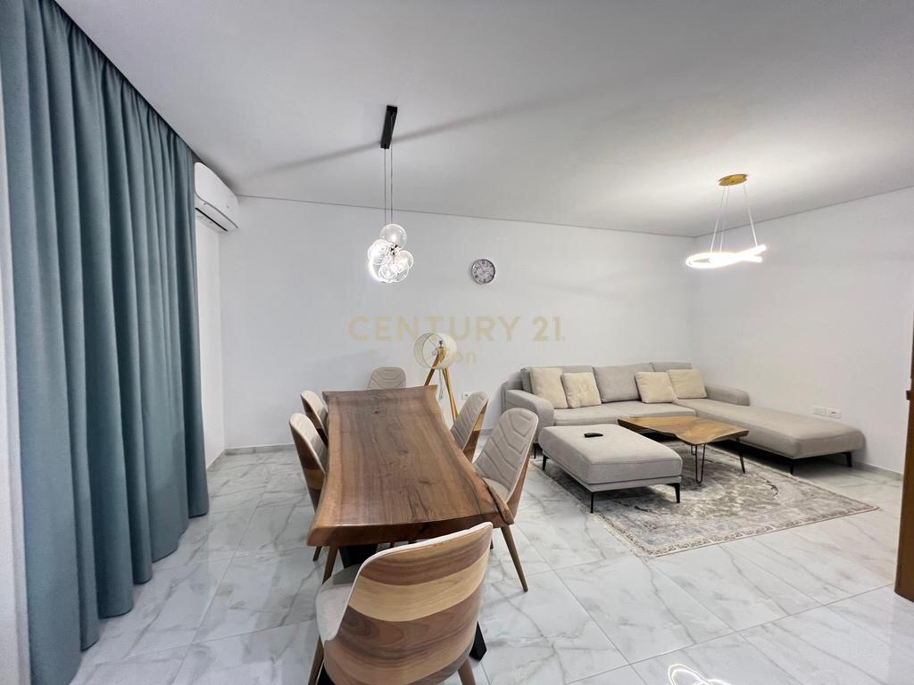 Shitet Apartament 2+1 në San Pietro Residence, Gjiri i Lalzit
