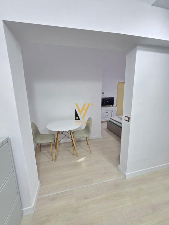 MONOLOCALE IN AFFITTO IN CENTRO 50.000 LEKE