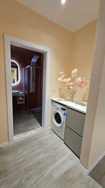 🏢 Jepet me qira Apartament 1+1  Kompleksi Usluga