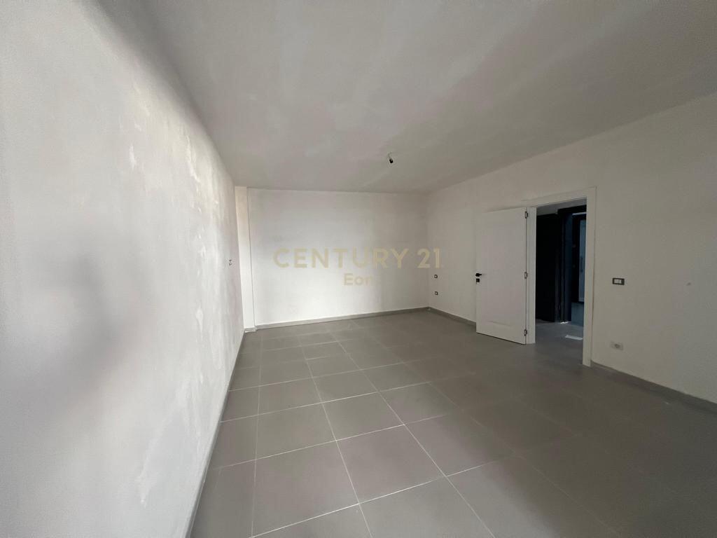 Apartment 1+1 for Sale in Golem!