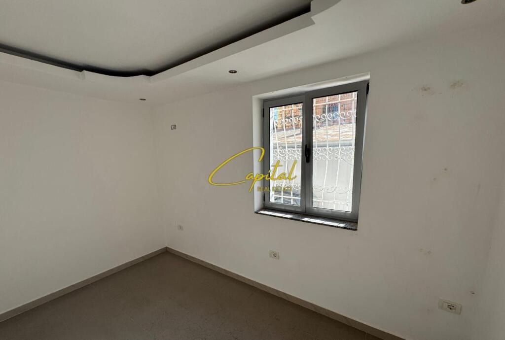 OFFICE FOR RENT 100 M2 MINE PEZA ROAD 800 EURO