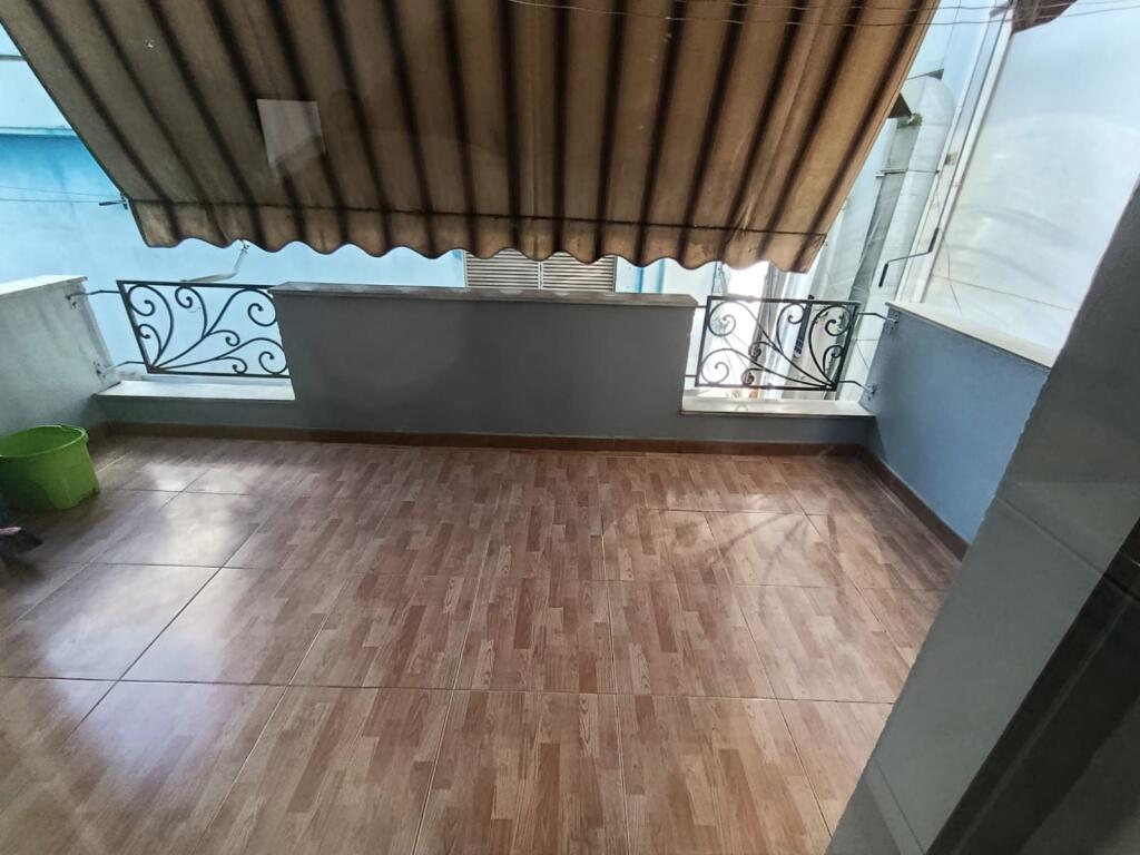 Appartamento 2+1 in affitto in Via Kavaja, vicino alla Chiesa Cattolica