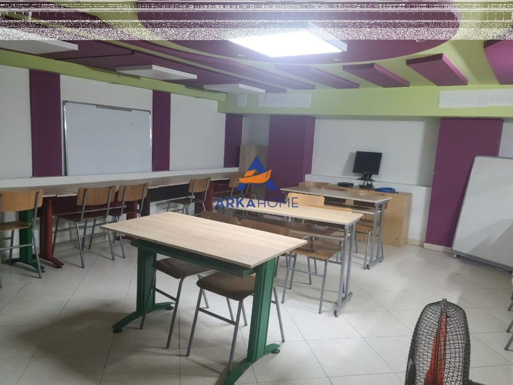 BUSINESS PREMISES FOR RENT 80M2 "FORMER ELECTRIC MARKET" 600 EURO