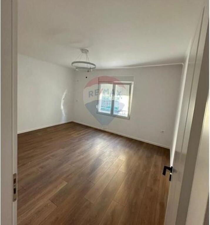 Apartment 1+1 for sale at Kongresi i Manastirit Street (530381006-196)