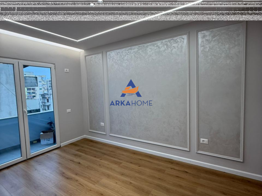 VENDESI APPARTAMENTO 1+1+BALCONE "DI FRONTE VILLA L, NUOVA ANELLO" 110.000 EURO