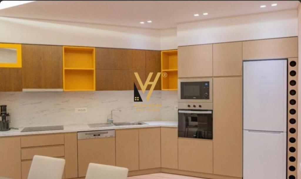 AFFITTASI APPARTAMENTO 2+1+2 A KODRA E DIELLIT 850 EURO