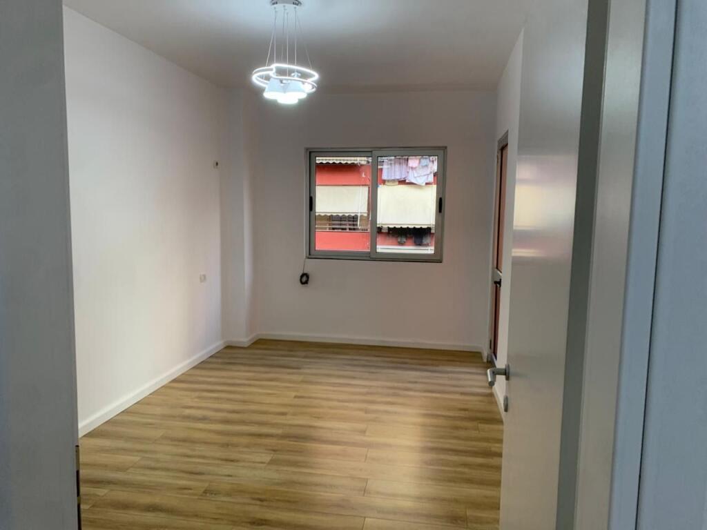 Apartament 2+1, Blv Astir!