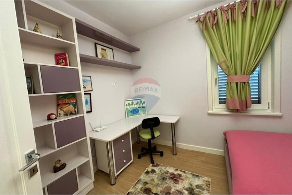 Apartment 3+1+3 for rent at Kodra e Diellit
