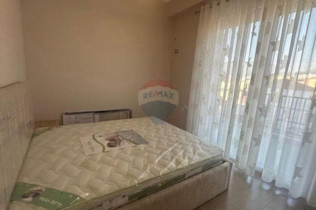 Jepet me qira apartament 1+1 pranë Vilës Gold – Rruga e Dibrës