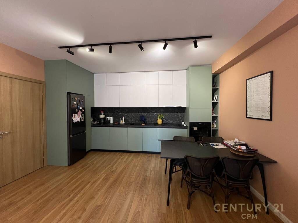 BARRICADES STREET, 2+1+2 APARTMENT FOR SALE