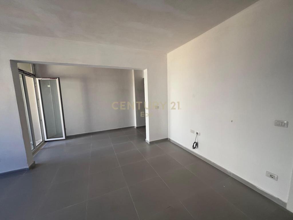 Apartment 1+1 for Sale in Golem!