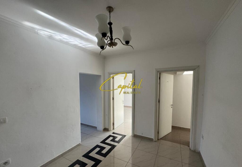 OFFICE FOR RENT 100 M2 MINE PEZA ROAD 800 EURO