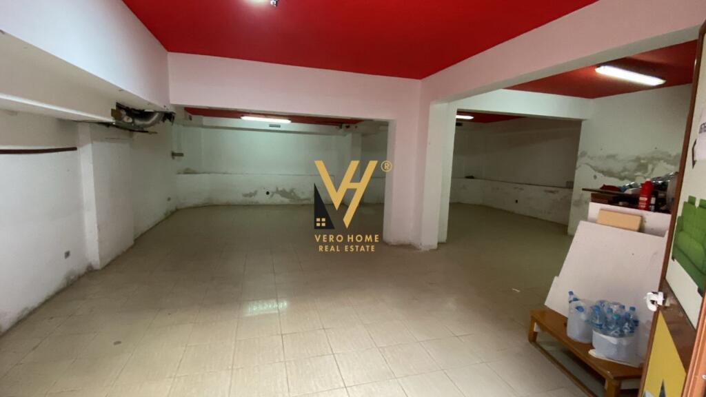 SI AFFITTASI CANTINA 120 M2 DA IRFAN TOMINI 35.000 LEKE