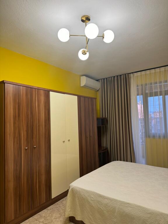 Appartamento 1+1 in affitto Via Ferit Xhajko  500€!