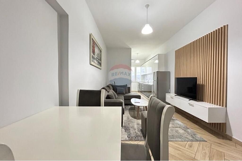 Apartament per qira 1+1 tek Rruga e Dibres