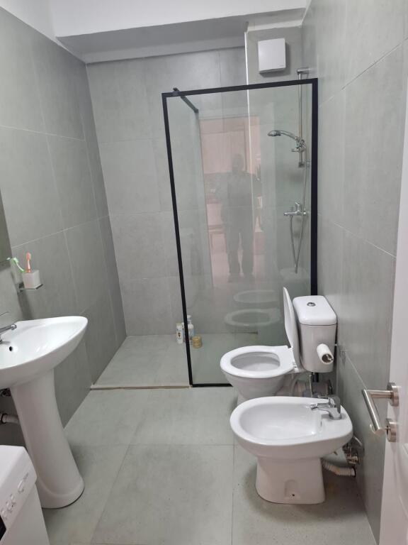 2+1,furnished,Durres street,near Coloseu hotel,700 euro