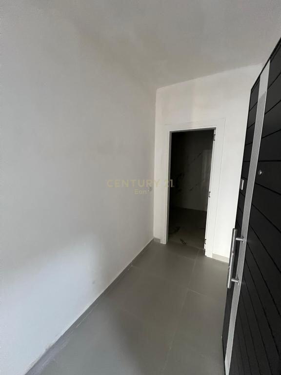 Apartment 1+1 for Sale in Golem!