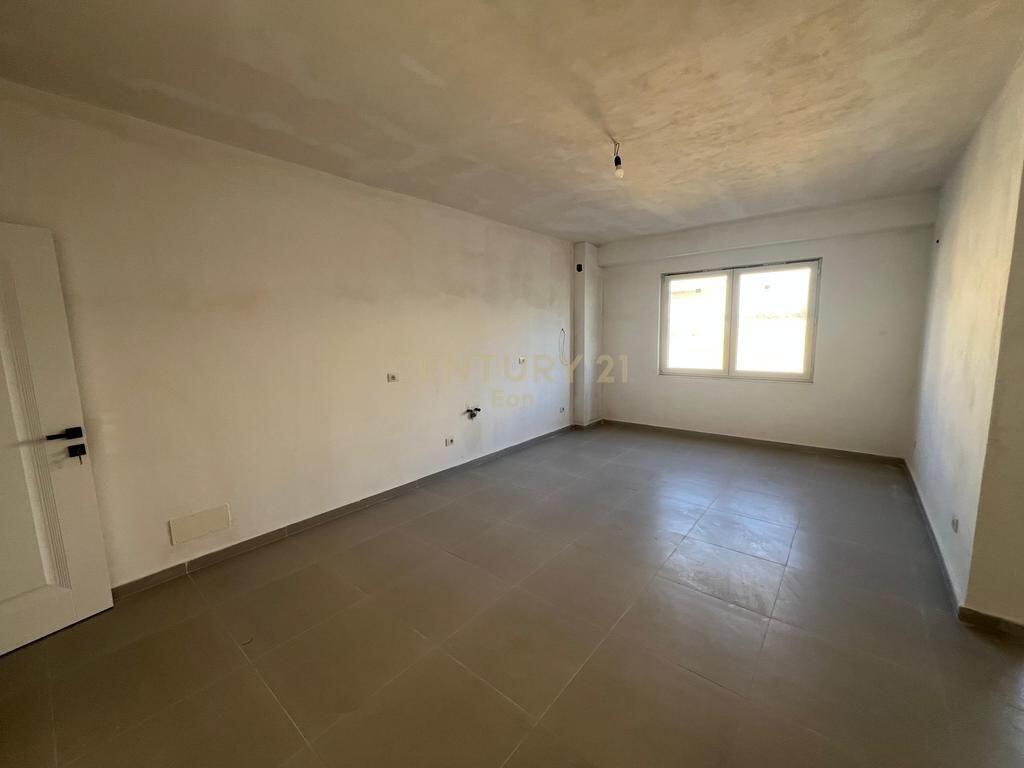 Apartment 1+1 for Sale in Golem!