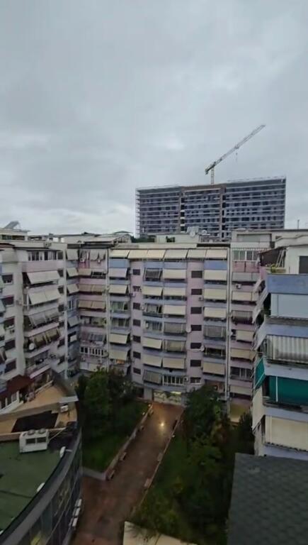 Apartament 2+1 me qera Komuna e Parisit