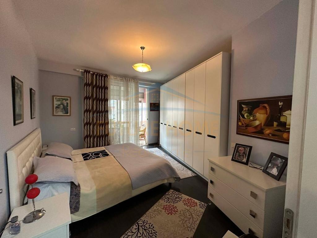 Apartment 2+1 for Sale, Unaza e Re