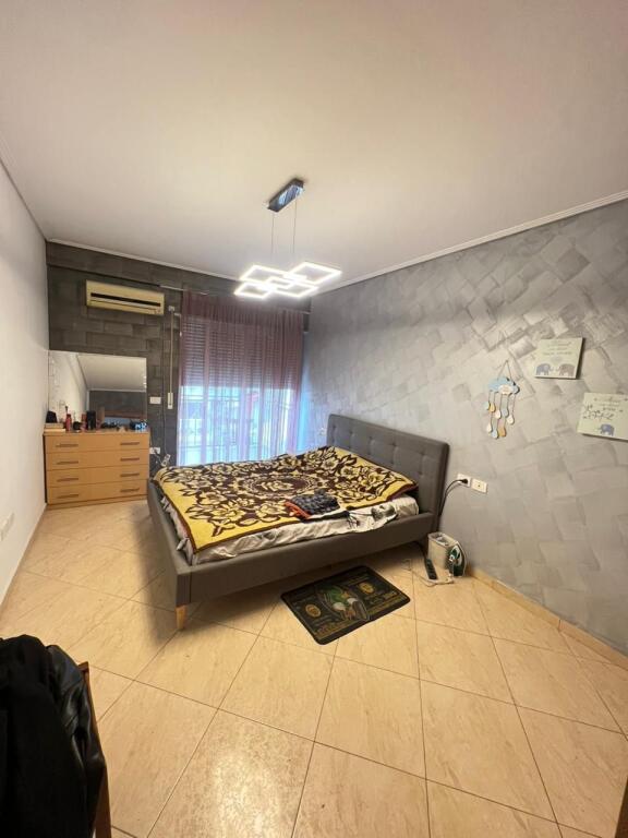 Shitet Super Apartament 2+1 189.000EURO  Ish Parku ,prane Globe, Tirane  
