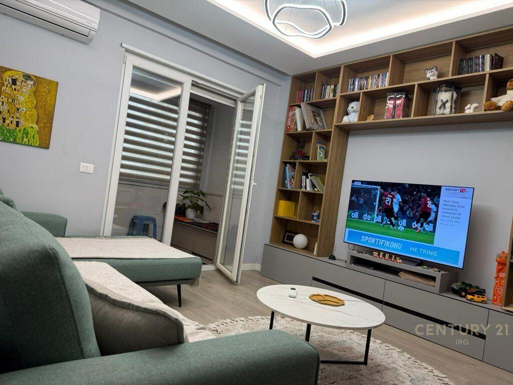 Apartament modern 2 + 1 ne Ali Demi 225,000 €